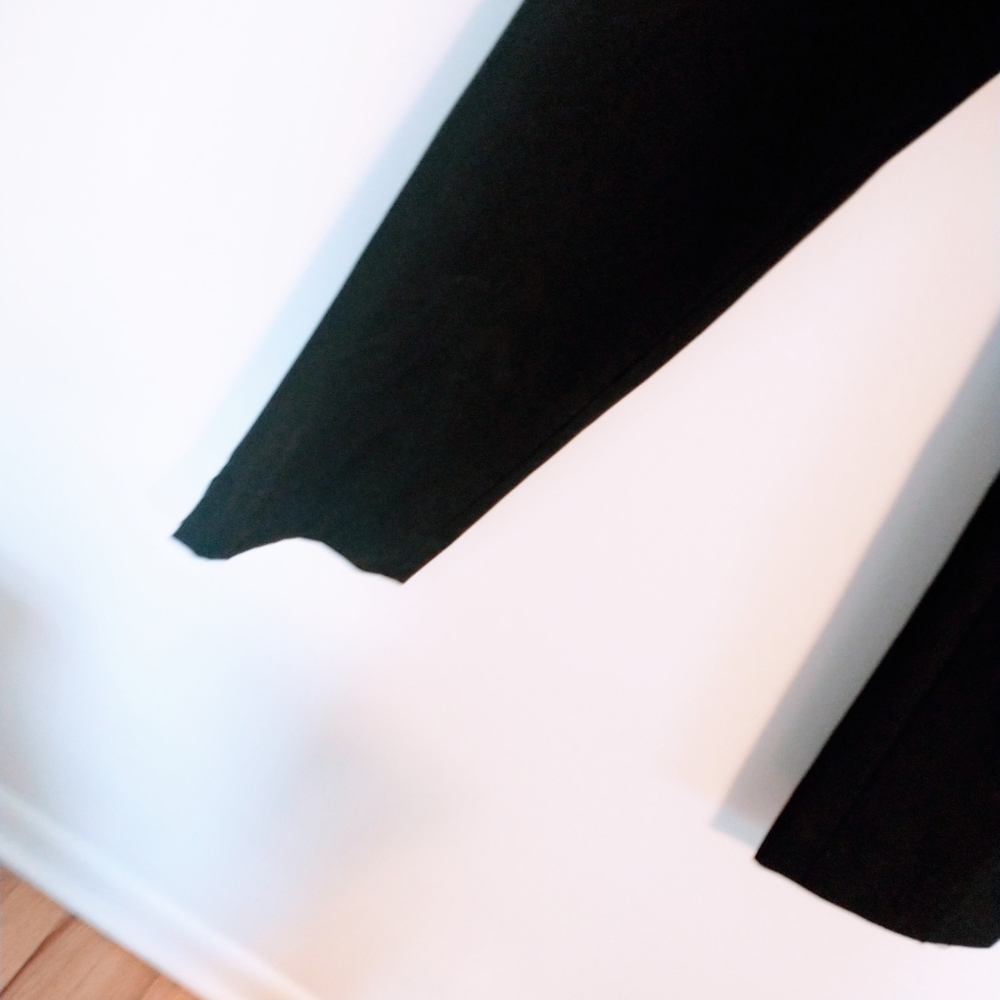 Hilary Radley black dress pants size 6, front button closure - Picture 4 of 5